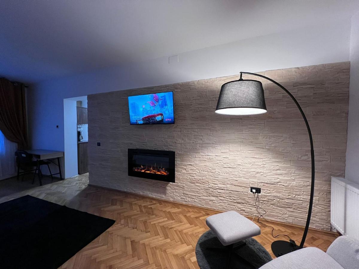 Hotel Casa Basarab Braşov Extérieur photo