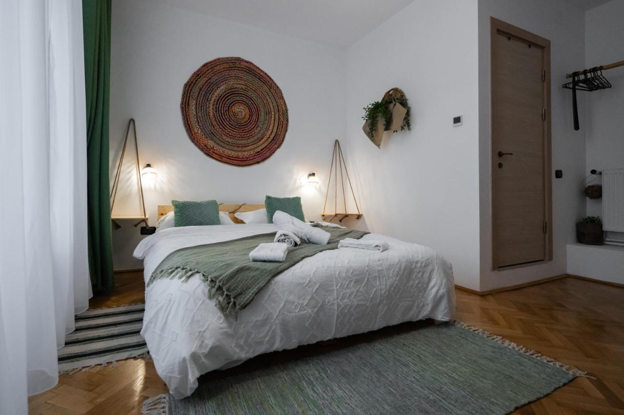 Hotel Casa Basarab Braşov Extérieur photo
