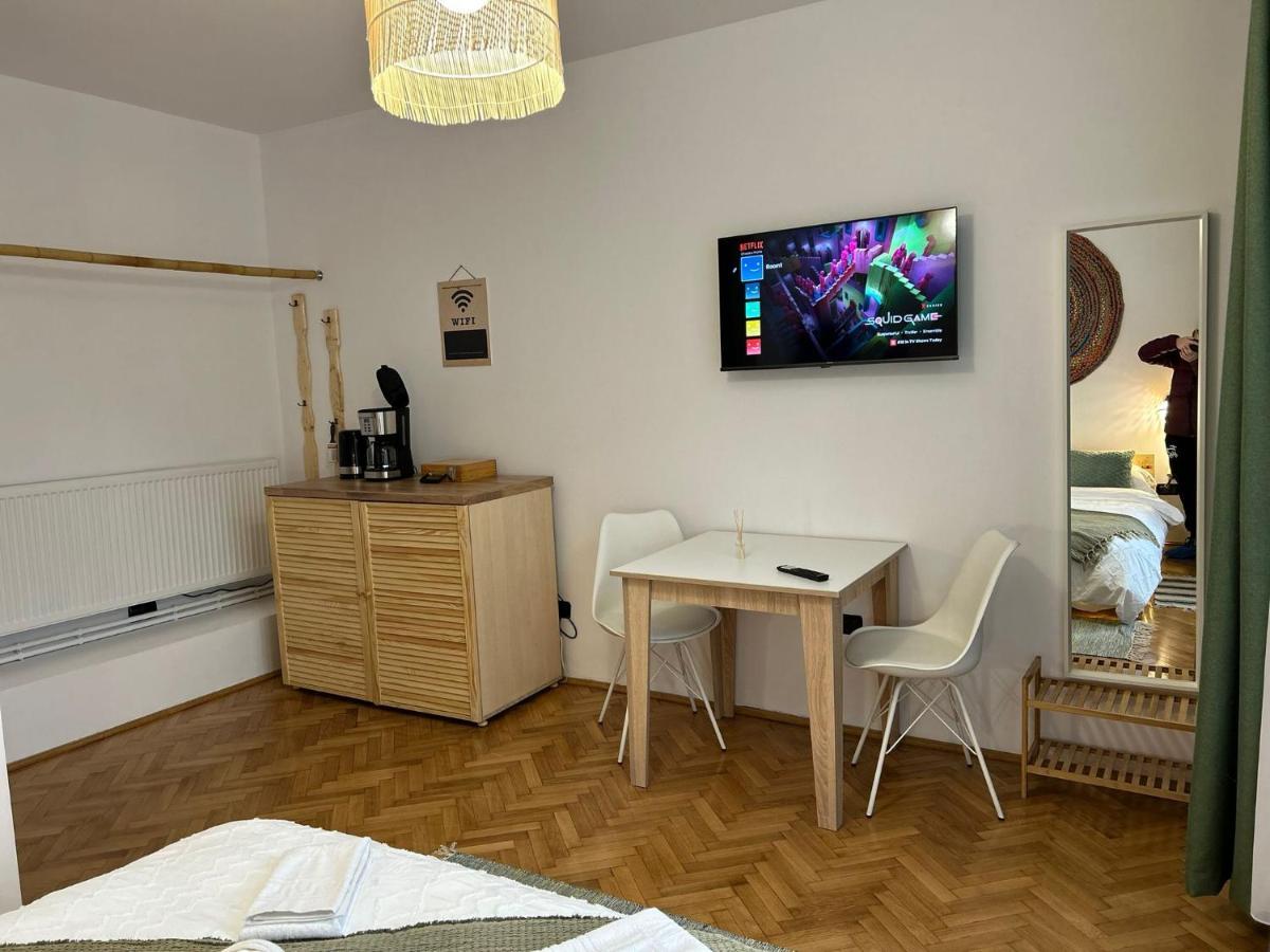 Hotel Casa Basarab Braşov Extérieur photo